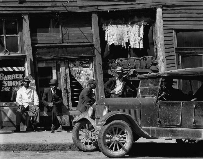 Walker Evans - Vicksburg, Mississippi (1936)