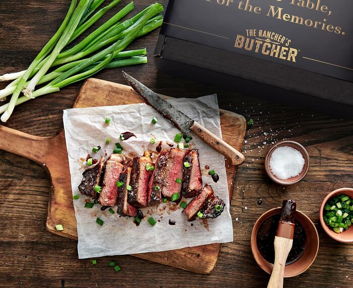 The Steak Box That Makes All Other Gifts Look Lazy (Sorry, Socks)