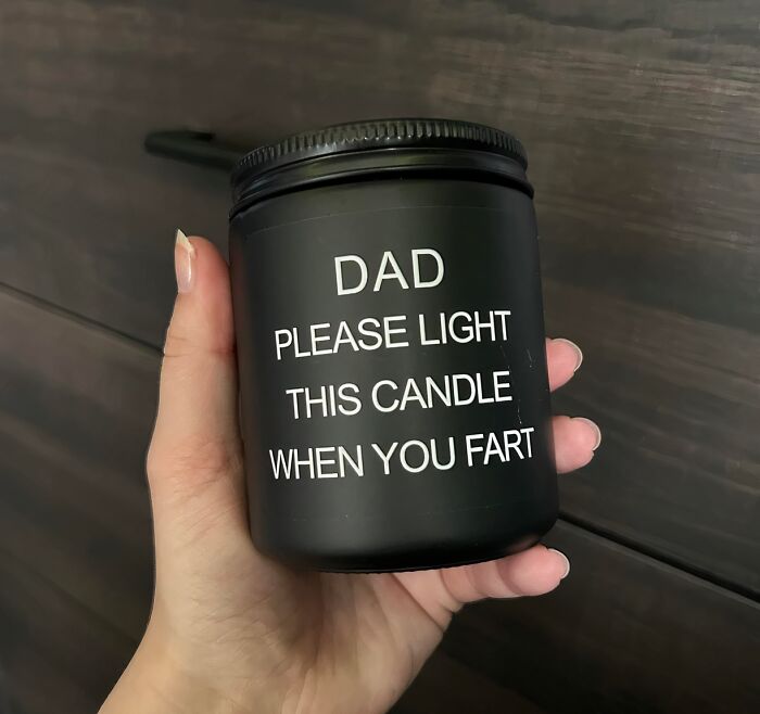 Sandalwood And LOLs? This Funny Candle Is Dad’s New Favorite Conversation Starter