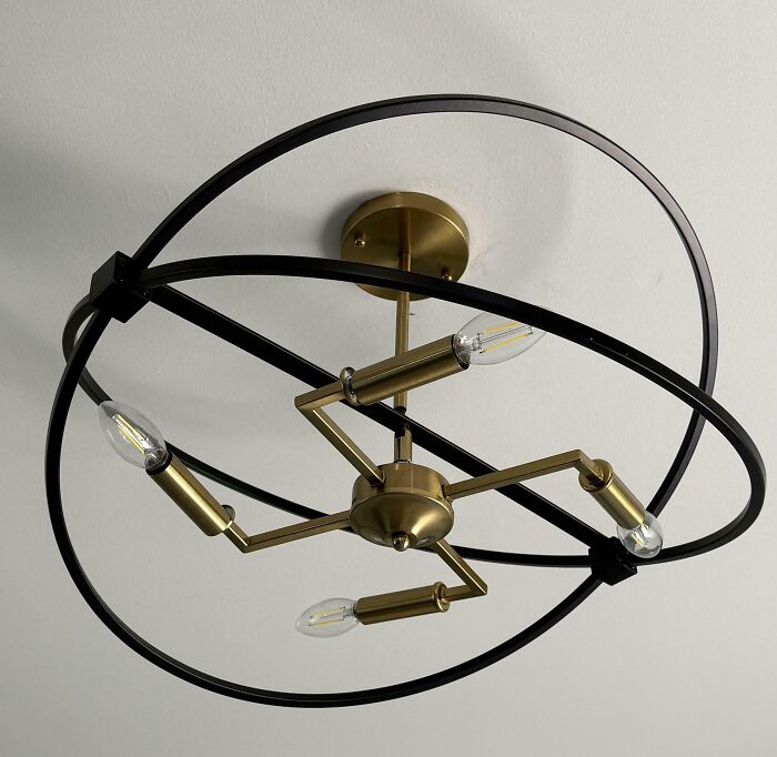 The Airbnb Light Fixture That Knows How To Confuse Everyone