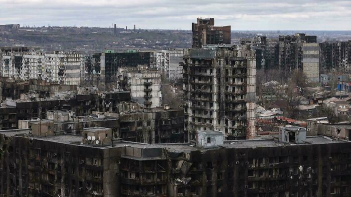 Wait... People Actually Live Here? 64 Wild Urban Nightmares You Won't Believe Exist
