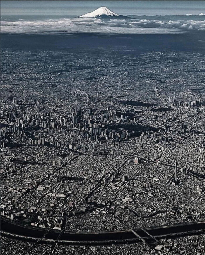Wait... People Actually Live Here? 64 Wild Urban Nightmares You Won't Believe Exist