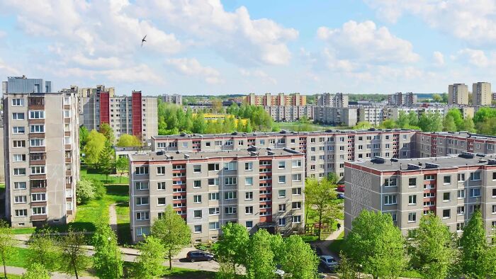 Wait... People Actually Live Here? 64 Wild Urban Nightmares You Won't Believe Exist