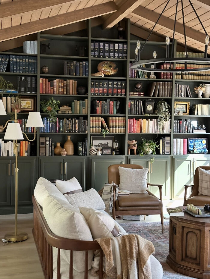 My Tiny Cozy Home Library (Bookworm Heaven)