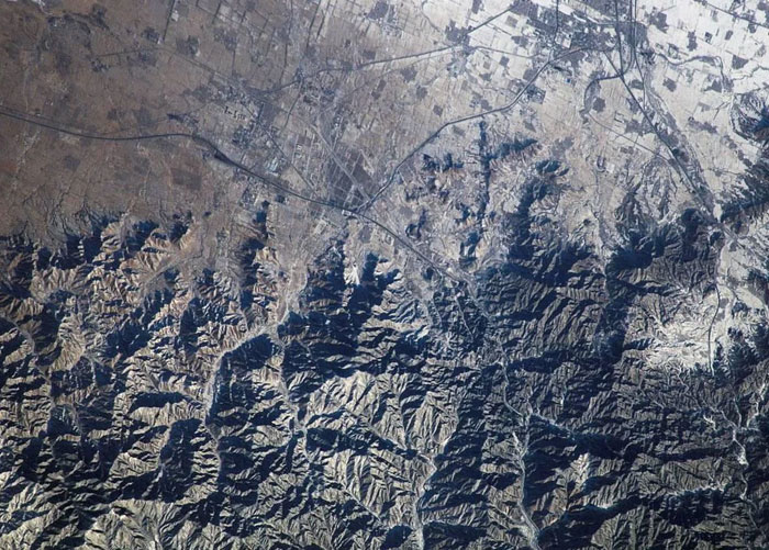 You Can’t See The Great Wall of China From Space (Sorry, Mythbusters)