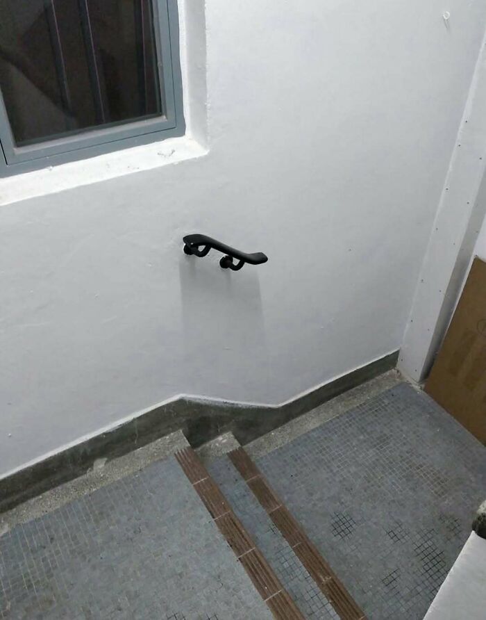 Wait, They Actually Posted These?! 40 Totally Bizarre Internet Pics