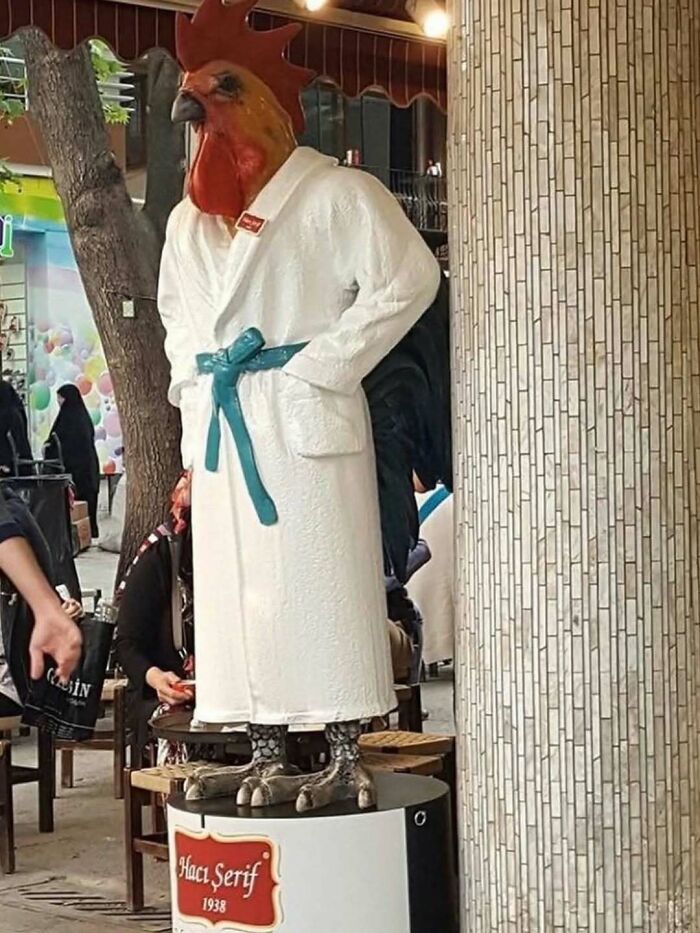 Wait, They Actually Posted These?! 40 Totally Bizarre Internet Pics