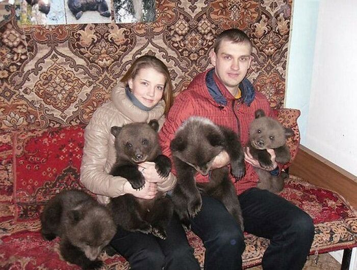 Wait, They Actually Posted These?! 40 Totally Bizarre Internet Pics