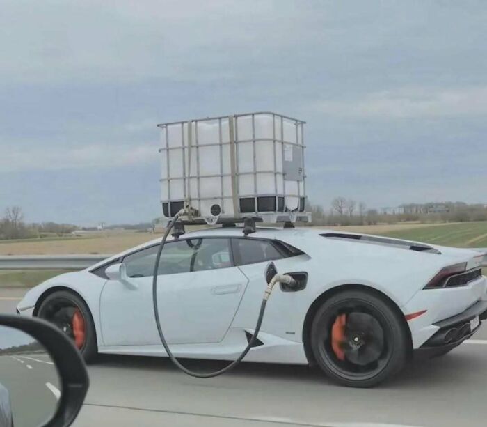 Wait, They Actually Posted These?! 40 Totally Bizarre Internet Pics