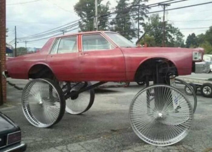 Wait, They Actually Posted These?! 40 Totally Bizarre Internet Pics