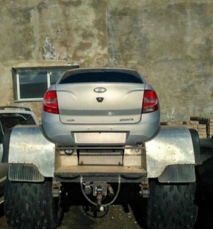 Wait, They Actually Posted These?! 40 Totally Bizarre Internet Pics