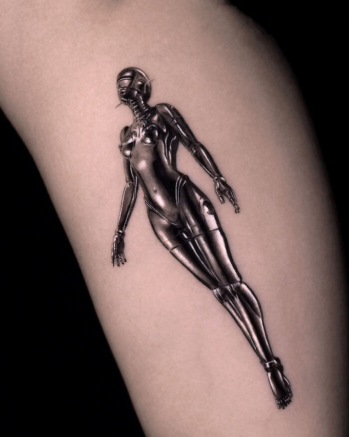 Floating Chrome Robot Vibes
