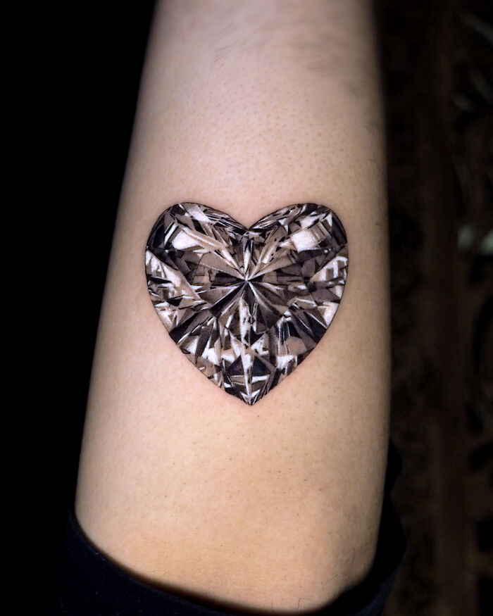 Diamond-Cut Chrome Heart — Sparkle Overload