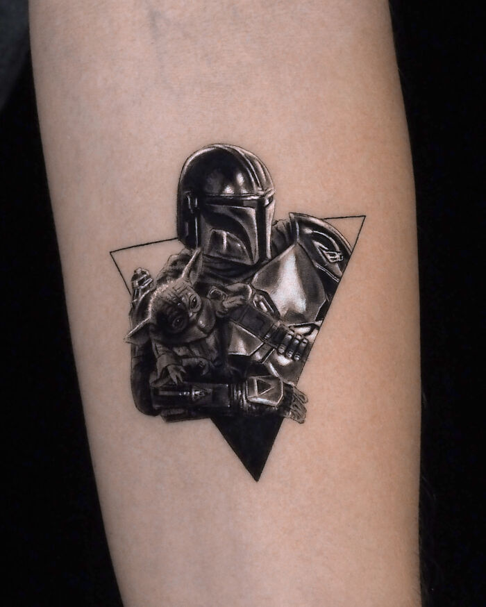 30 Chrome Tattoos That Look Like They’re From The Future (Seriously, Mind-Blowing!)