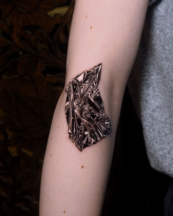 30 Chrome Tattoos That Look Like They’re From The Future (Seriously, Mind-Blowing!)