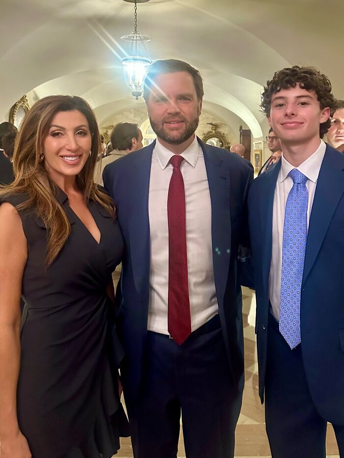 Jaclyn Stapp with Her Son & JD Vance: A Family Affair