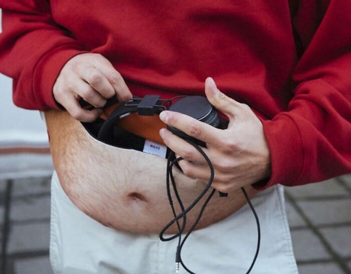 Dad's Secret Weapon At Any Outdoor Event: The Beer Belly Waist Pack That’s Basically A Portable Mini Bar