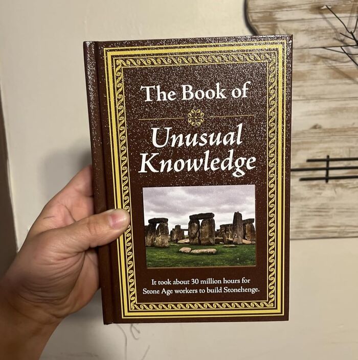 The Book of Unusual Knowledge: Perfect For The Dad Who Loves To Drop Weird Facts