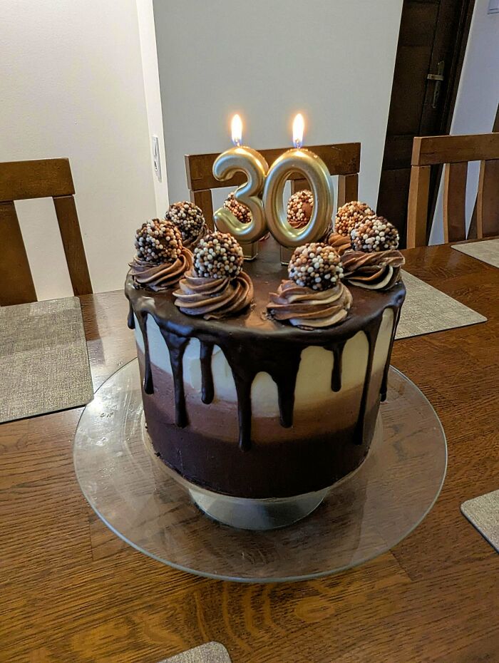 We Found 109 Bakers Who Took Dessert Decorating Way Too Seriously (And We’re Here For It)