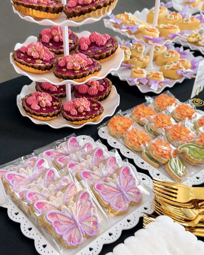 We Found 109 Bakers Who Took Dessert Decorating Way Too Seriously (And We’re Here For It)