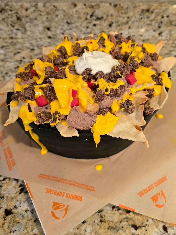 We Found 109 Bakers Who Took Dessert Decorating Way Too Seriously (And We’re Here For It)