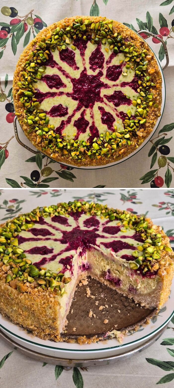 We Found 109 Bakers Who Took Dessert Decorating Way Too Seriously (And We’re Here For It)