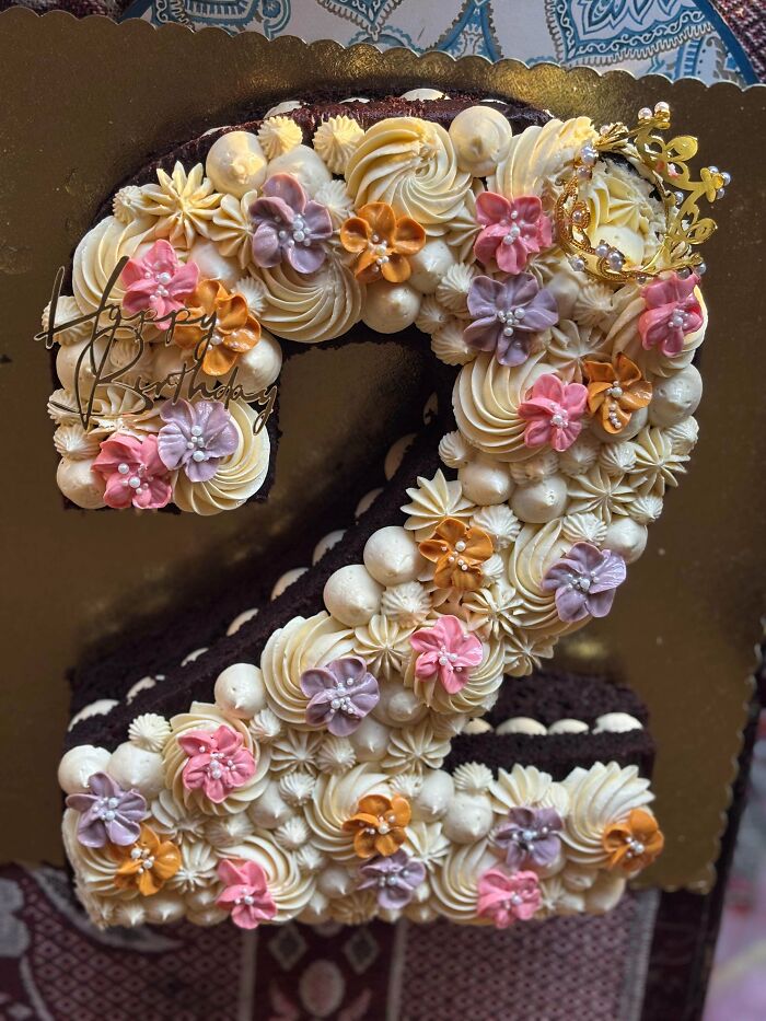 We Found 109 Bakers Who Took Dessert Decorating Way Too Seriously (And We’re Here For It)