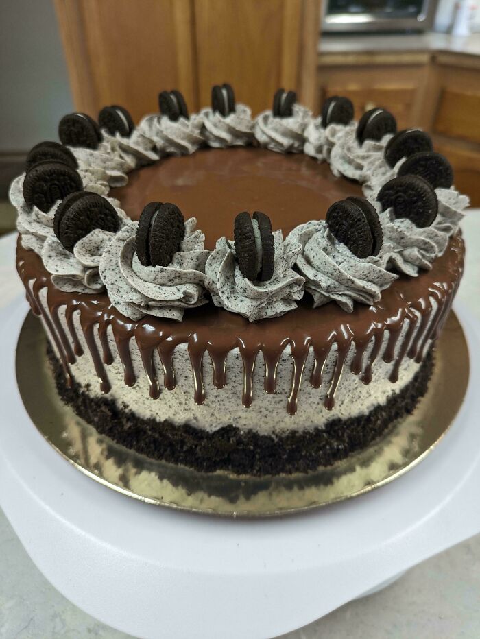 We Found 109 Bakers Who Took Dessert Decorating Way Too Seriously (And We’re Here For It)