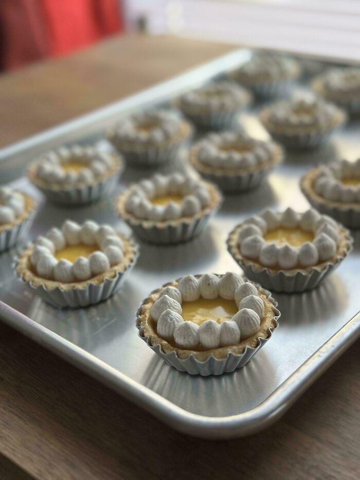 We Found 109 Bakers Who Took Dessert Decorating Way Too Seriously (And We’re Here For It)