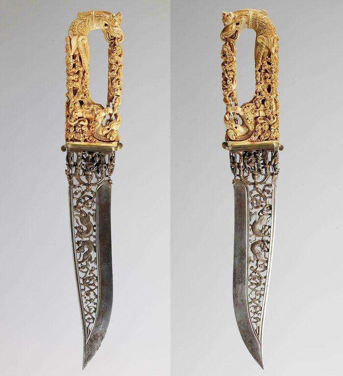 A Fancy Dagger With Hindu Carvings, India 1600-1645