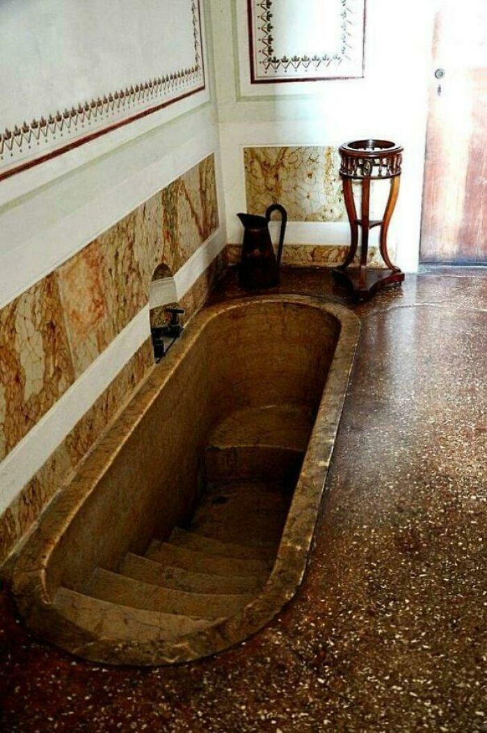 Napoleon’s Private Bathroom In Italy With A Cool Hidden Bathtub