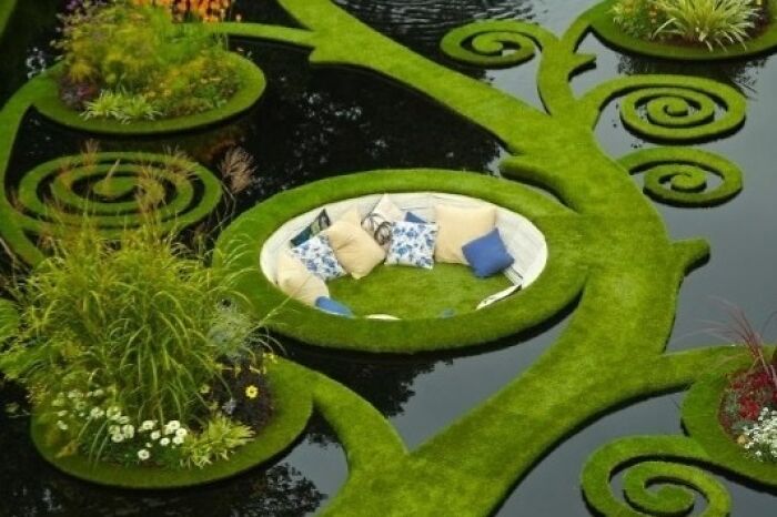 Garden, Pond, and Couch—The Outdoors Meets Living Room