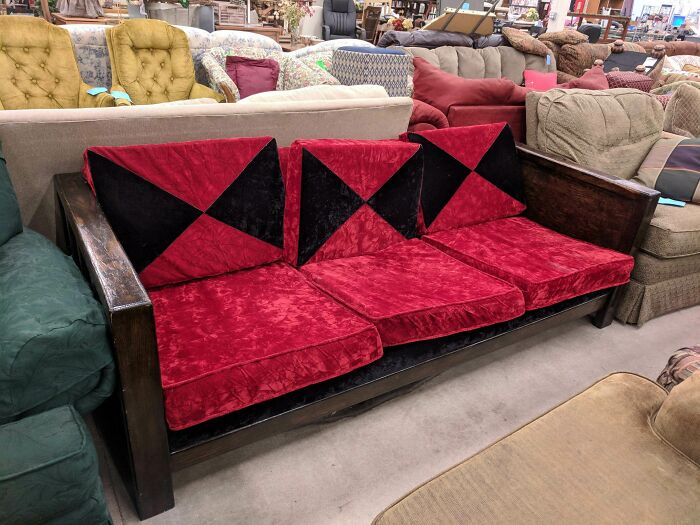 Deadpool Couch—Merc with a Mouth, Now with a Seat