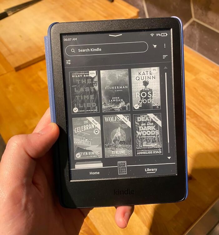 The Lightest Kindle Ever? Perfect For Dad’s Secret Romance Novel Reading Sessions