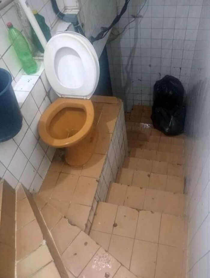 These Real Estate Fails Are So Weird, You'll Wonder If They're Real