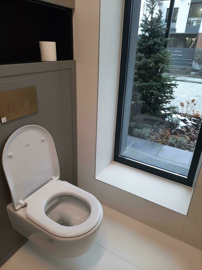 These Real Estate Fails Are So Weird, You'll Wonder If They're Real