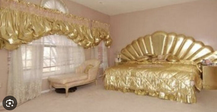 These Real Estate Fails Are So Weird, You'll Wonder If They're Real