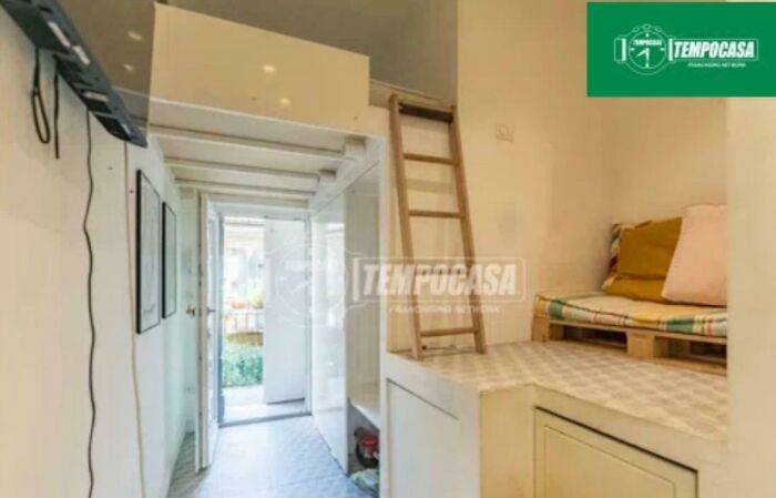 These Real Estate Fails Are So Weird, You'll Wonder If They're Real
