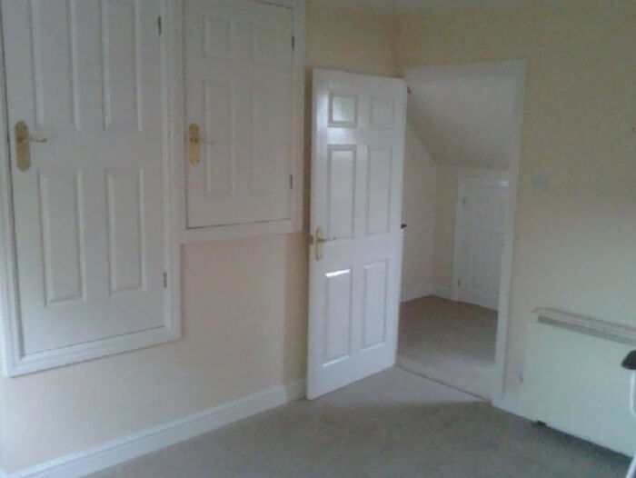 These Real Estate Fails Are So Weird, You'll Wonder If They're Real