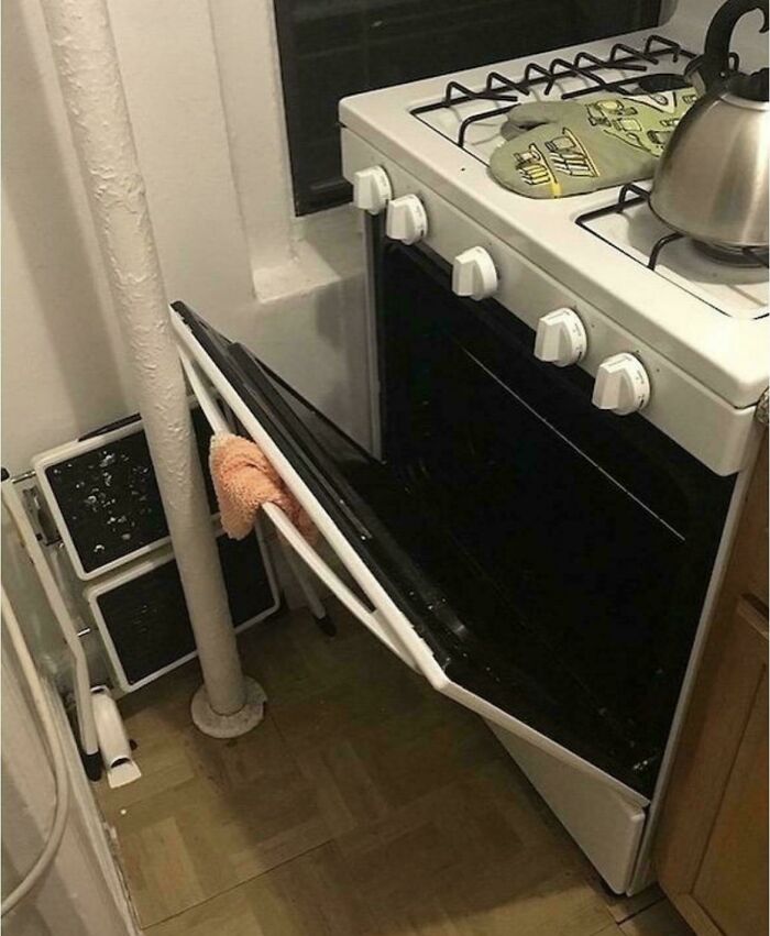 These Real Estate Fails Are So Weird, You'll Wonder If They're Real