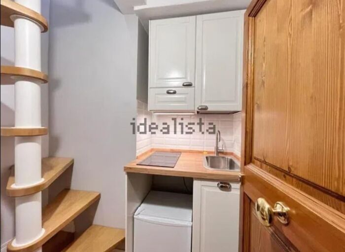 These Real Estate Fails Are So Weird, You'll Wonder If They're Real
