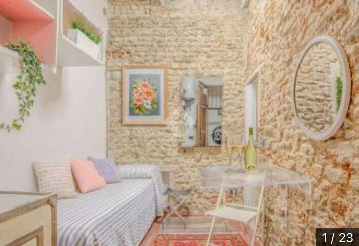 These Real Estate Fails Are So Weird, You'll Wonder If They're Real