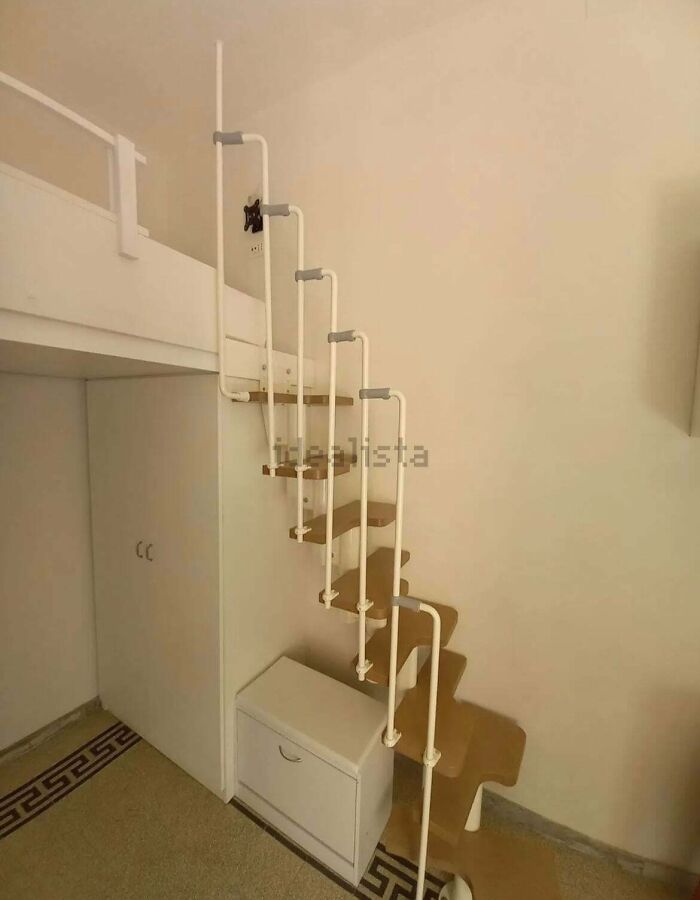 These Real Estate Fails Are So Weird, You'll Wonder If They're Real