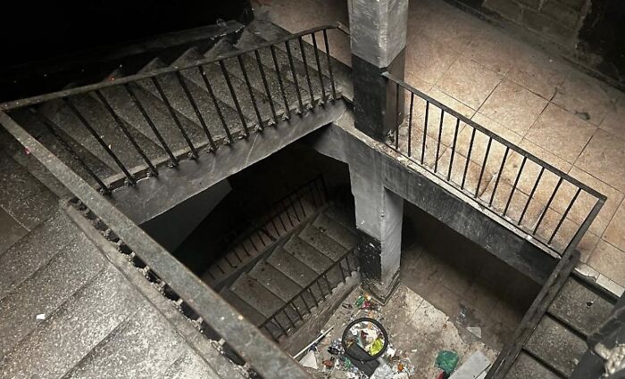 These Real Estate Fails Are So Weird, You'll Wonder If They're Real