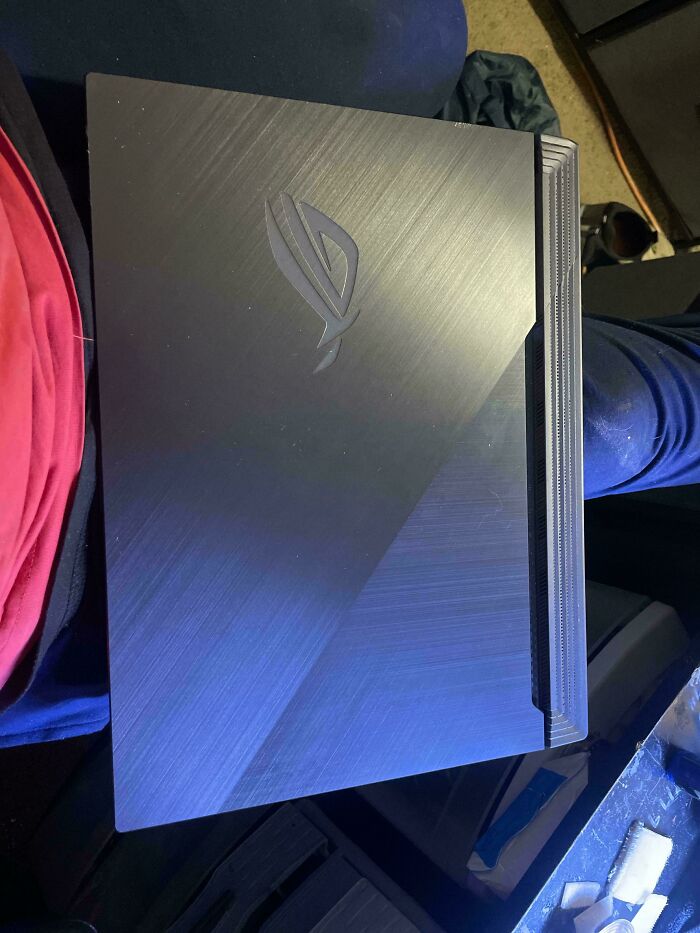 Found a $2000 Gaming Laptop in the Dumpster—Say Whaaat?