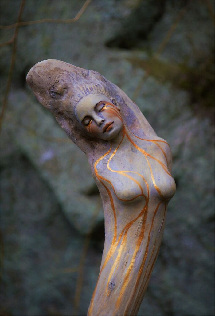 Wait, This Driftwood Art Literally Looks Like Nature Came to Life!