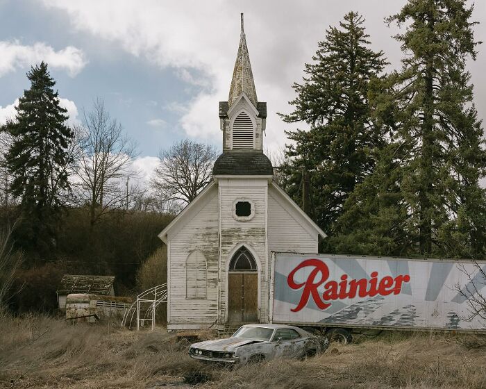 Let's Wander Through 55 Spooky Abandoned Spots in America!