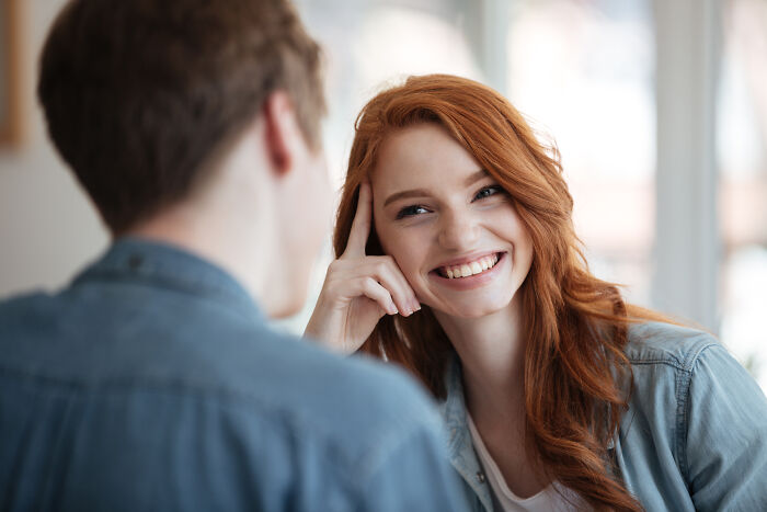92 Times People Totally Botched Social Cues And We're Cringing Right Along