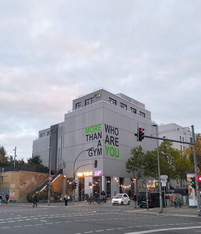 (Berlin) More Who Than Are A You Gym (Try Again)