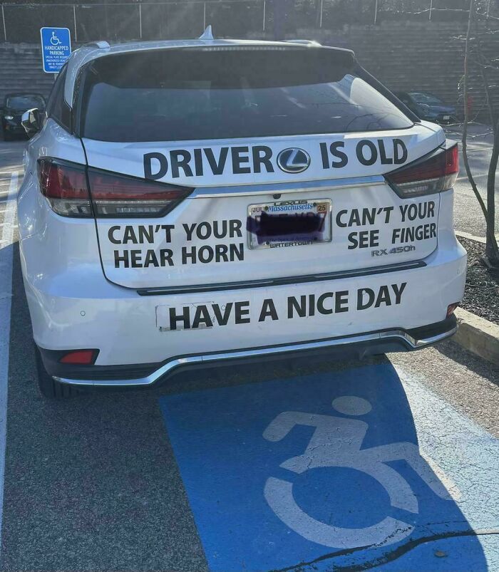 Signs Gone Wild: 66 Hilariously Confusing Messages You’ve Gotta See